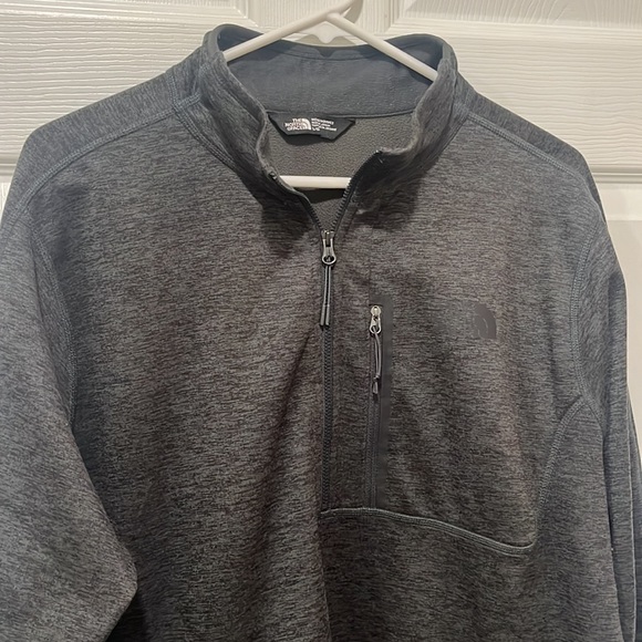 The North Face 3/4 Zip Pullover- Size Large - Picture 2 of 7